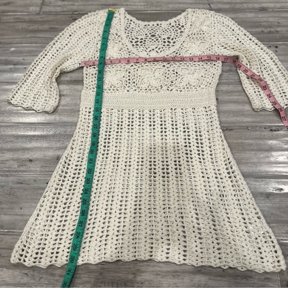 Vintage White Bohemian Y2K 90s White Crochet Bell Sleeves Mini Dress - Picture 12 of 12